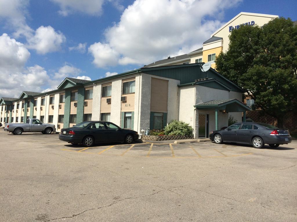 Rodeway Inn Cascade Exterior photo